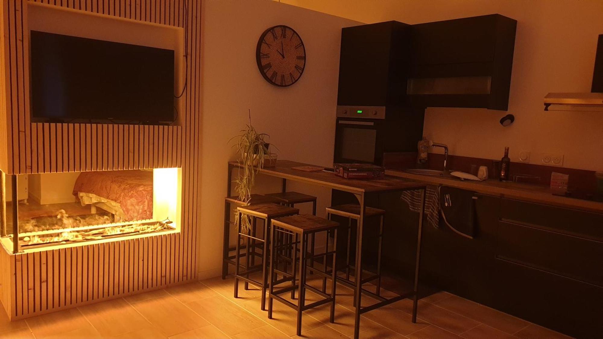 Love Room- Spa- Escale Amoureuse Puygaillard-de-Quercy Exterior foto